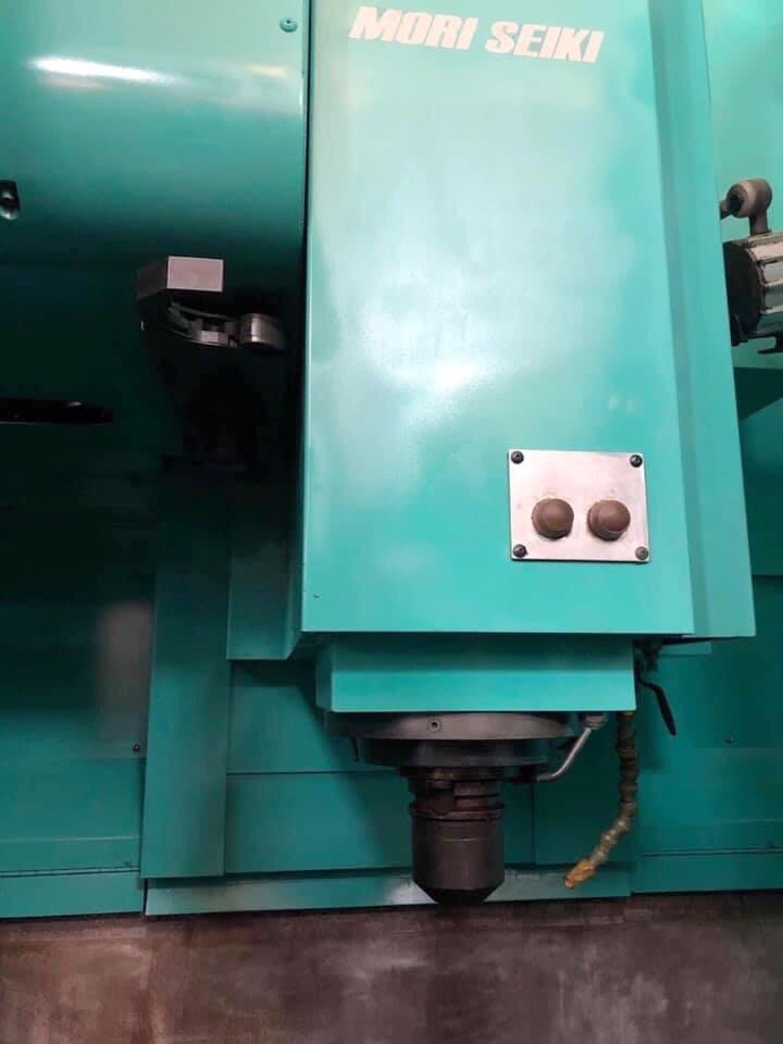 Máy phay Mori Seiki MV55